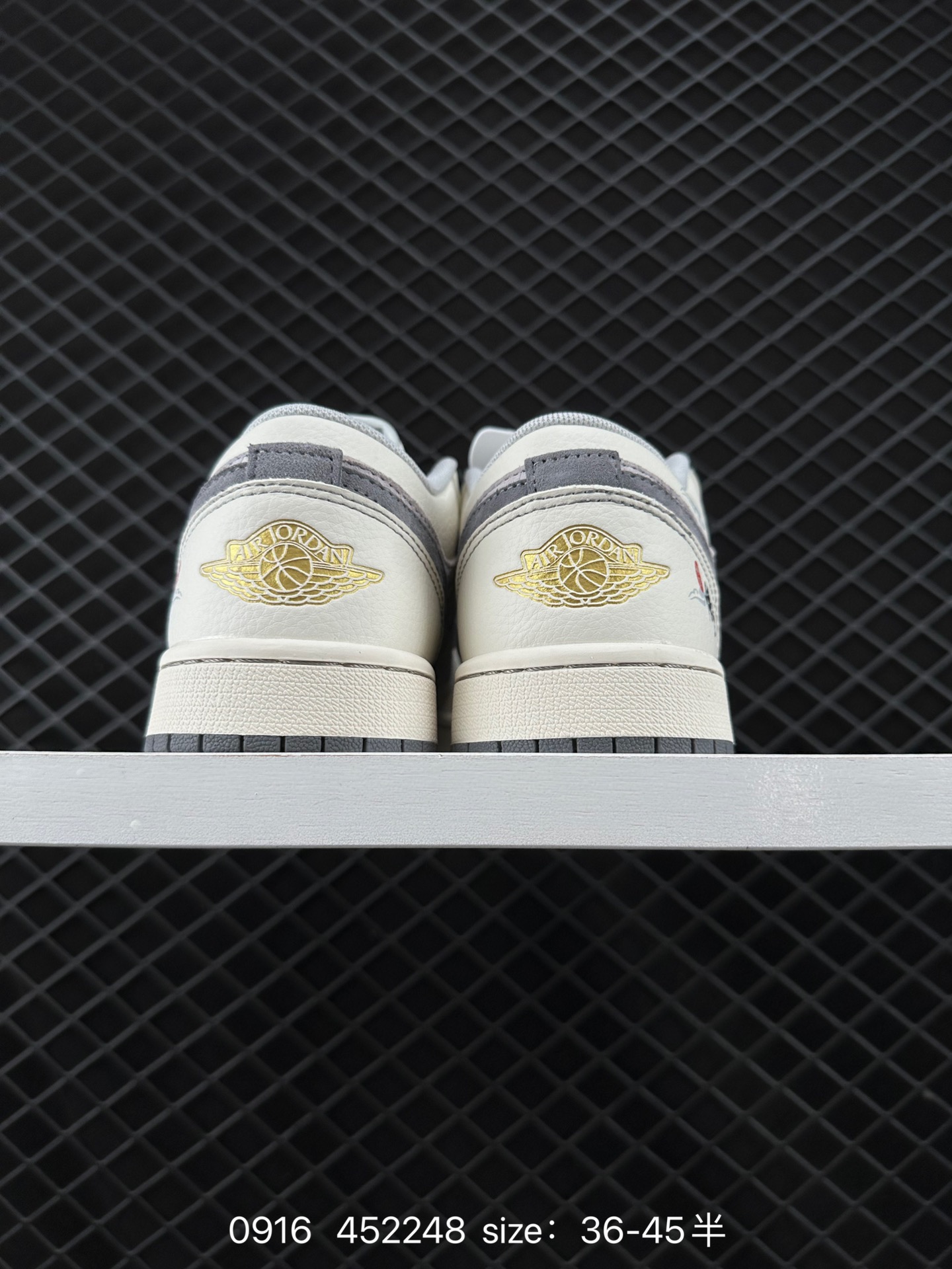 Air Jordan 1 Low AJ1